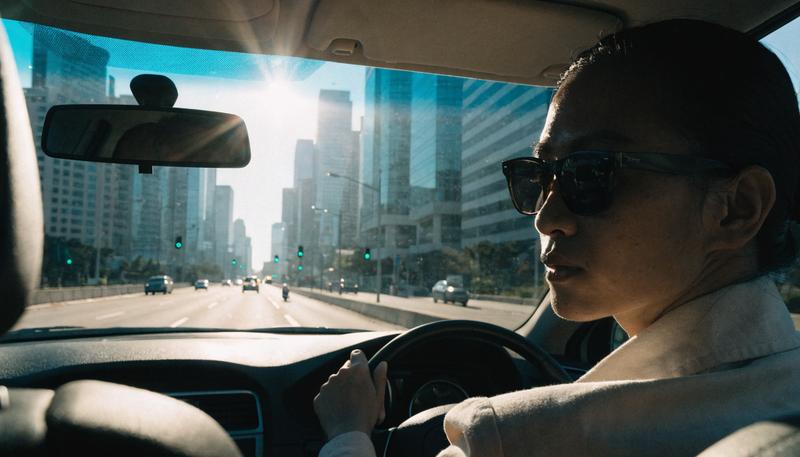 Sunglasses for driving in Singapore glare